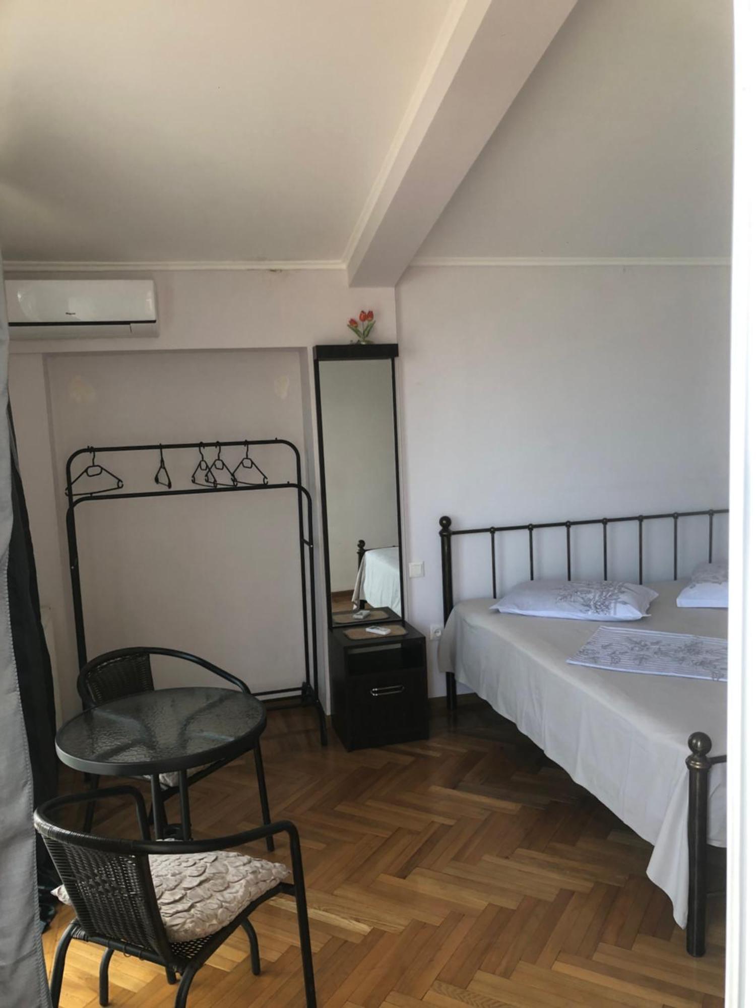 Cozy Guest House In Old Batumi Eksteriør bilde
