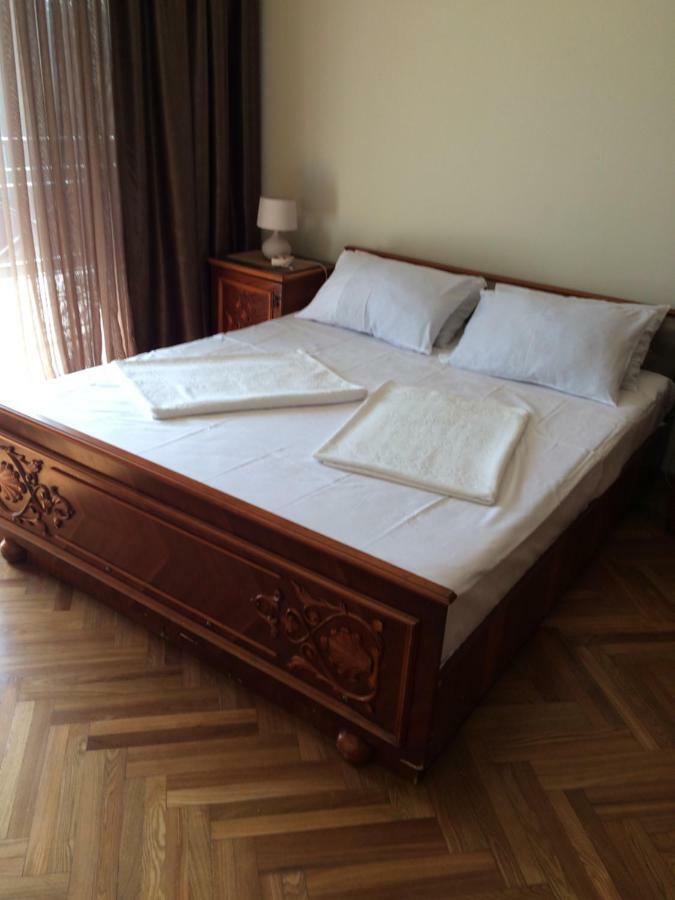 Cozy Guest House In Old Batumi Eksteriør bilde