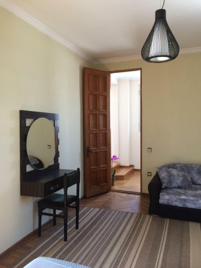 Cozy Guest House In Old Batumi Eksteriør bilde