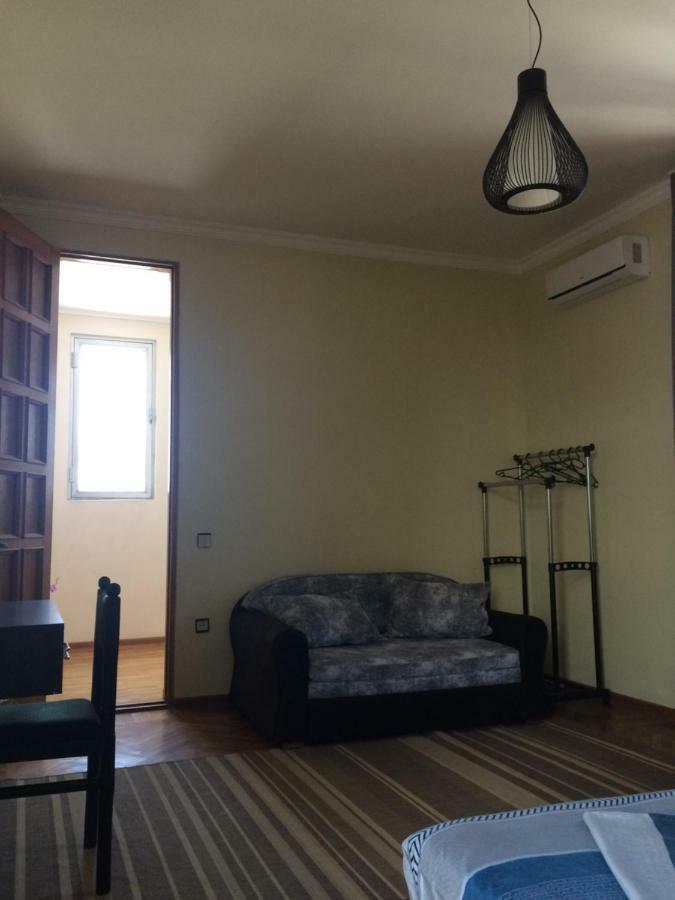 Cozy Guest House In Old Batumi Eksteriør bilde